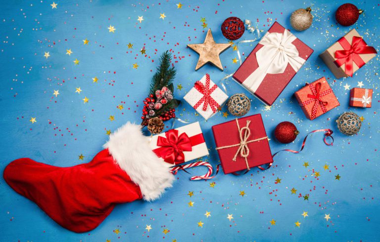 10 Christmas Gift Ideas for Seniors