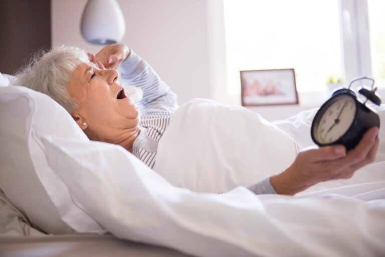 5 Insomnia Remedies for Seniors