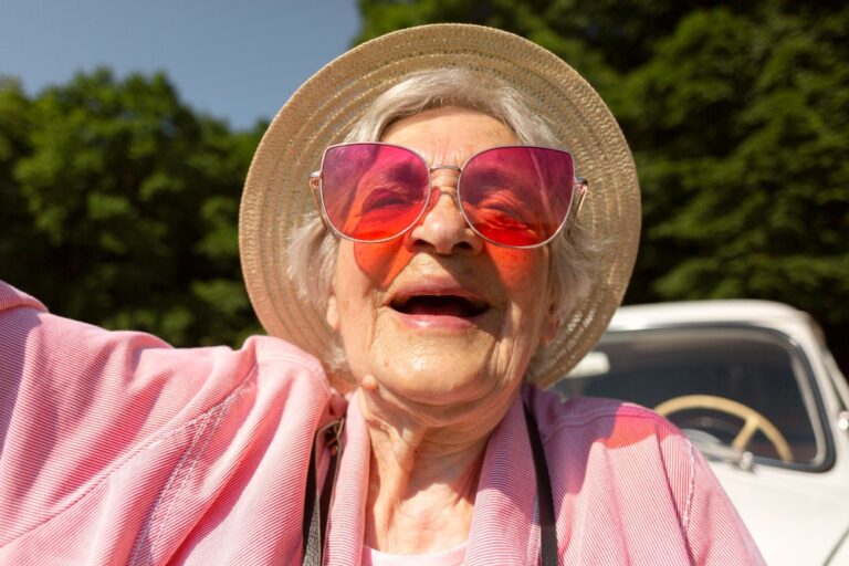 The Benefits & Dangers of Sunlight for Seniors