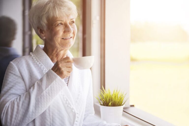 Rise and Shine: Tips for a Healthy Morning Routine for Seniors